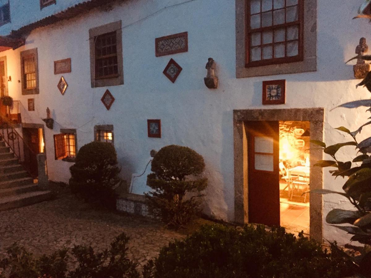 Quinta Da Maínha Solar Local Com Piscina Privada Em * Braga