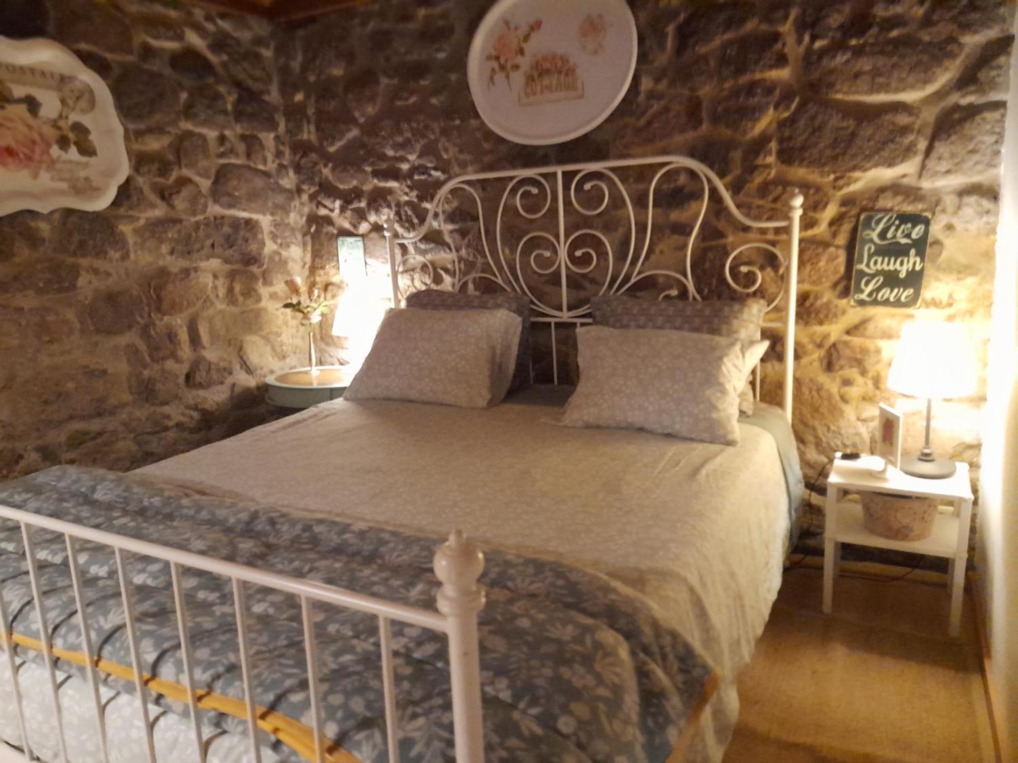 Quinta Da Maínha Solar Local Com Piscina Privada Em * Braga